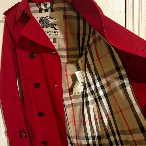 Burberry “ The Kensington” rare Red Trench Coat - Picture 3 of 4